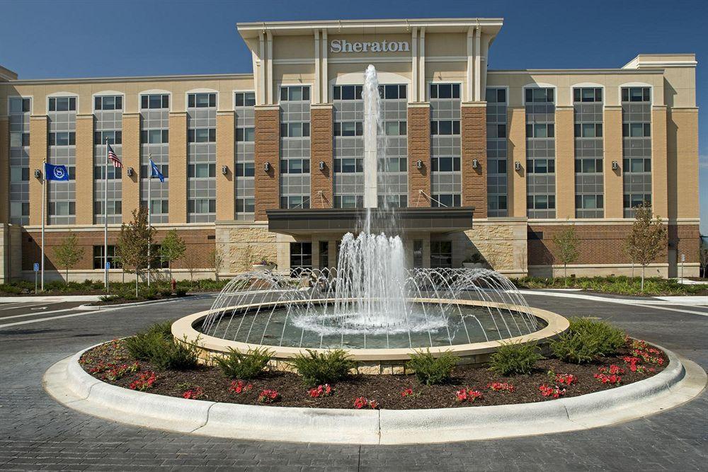 Sheraton St Paul Woodbury Hotel Exterior photo